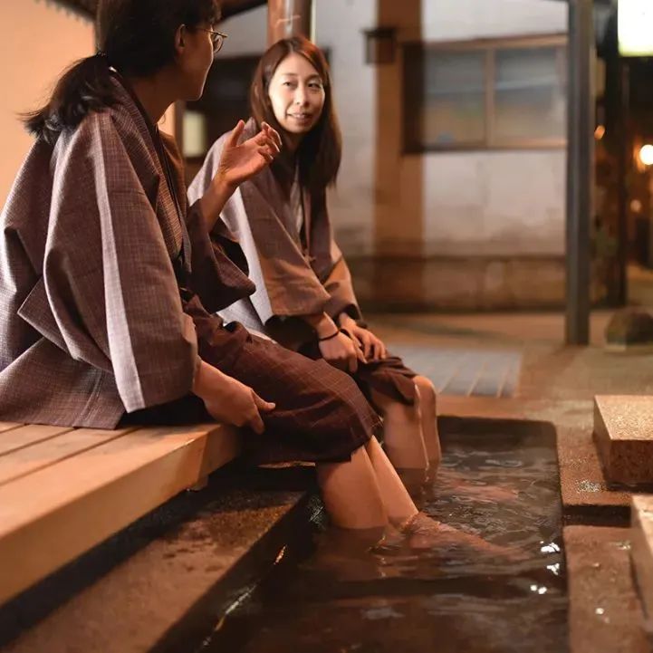 温泉泡池怎么设计,家庭室内温泉泡池尺寸