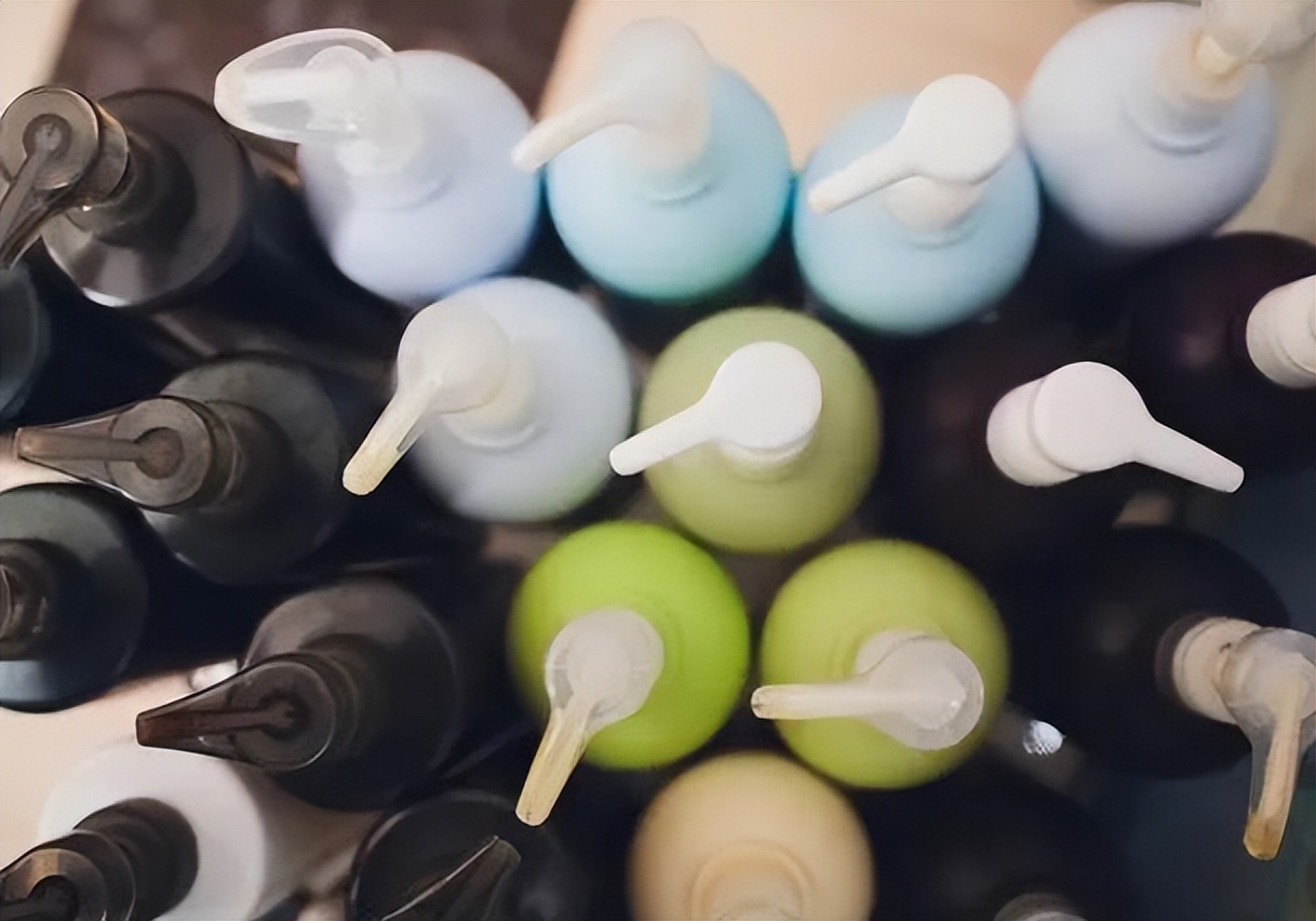 经常染发真的会得癌症吗,长期染发致癌是真的吗