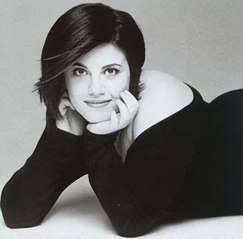 克林顿“拉链门”：美国著名性丑闻，总统2年与实习生偷情10次