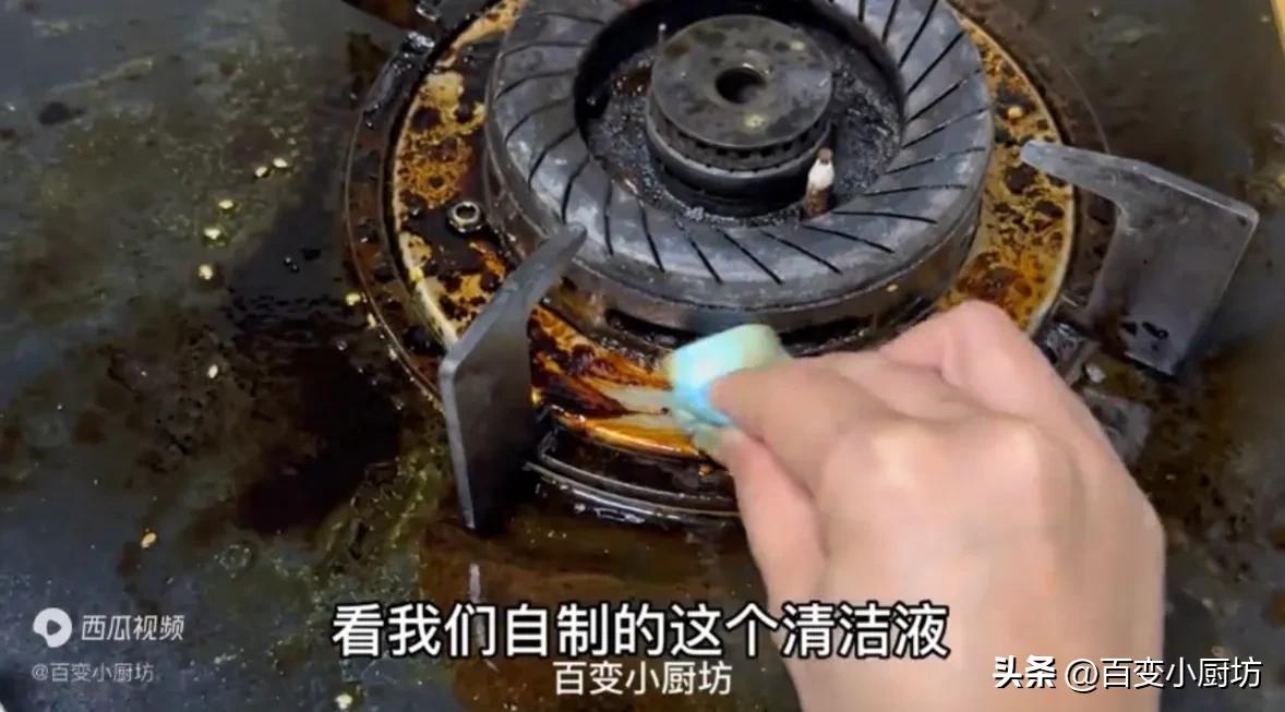 只需一个口罩就能清洗油烟机,如何利用口罩清洗油烟机