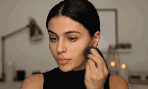 化妆怎么化底妆又白又透,如何打造干爽透白的底妆