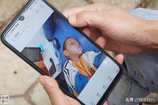 男童重病垂危妈妈哭,两岁男童罹患怪病