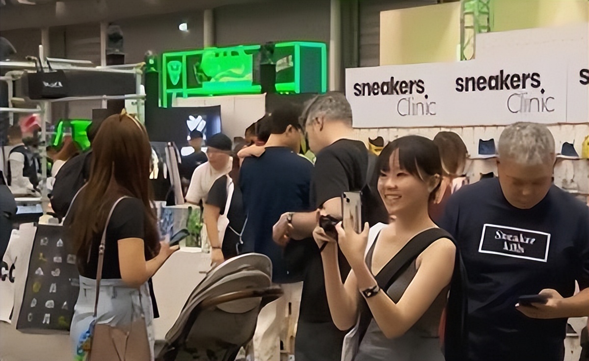 新加坡球鞋,鞋迷们