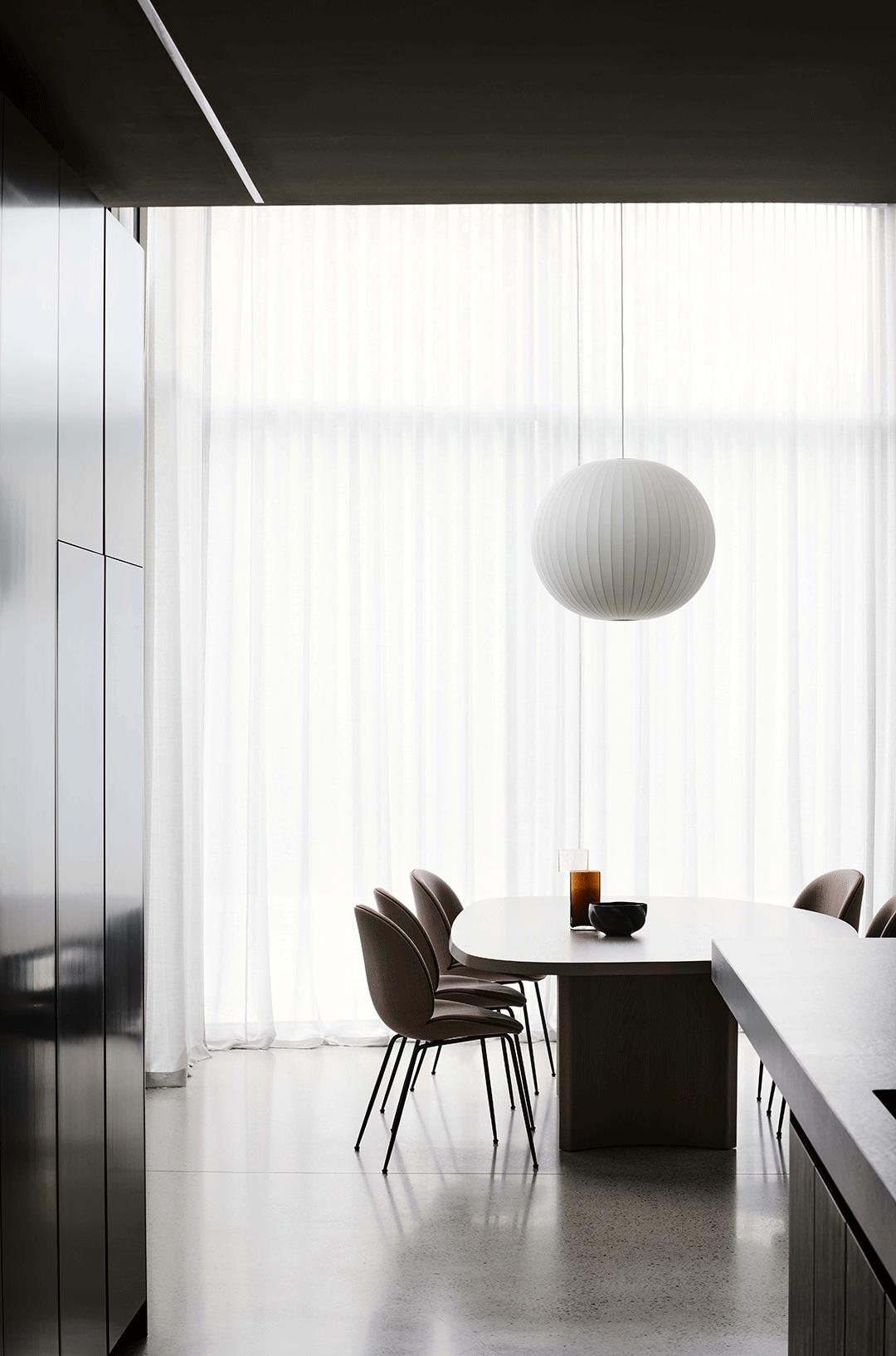 花园式极简清水混凝土别墅,混凝土极简别墅