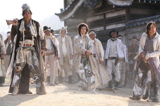 《昭和米国物语》脑洞太大火了！6年前就有华裔老哥干过这事