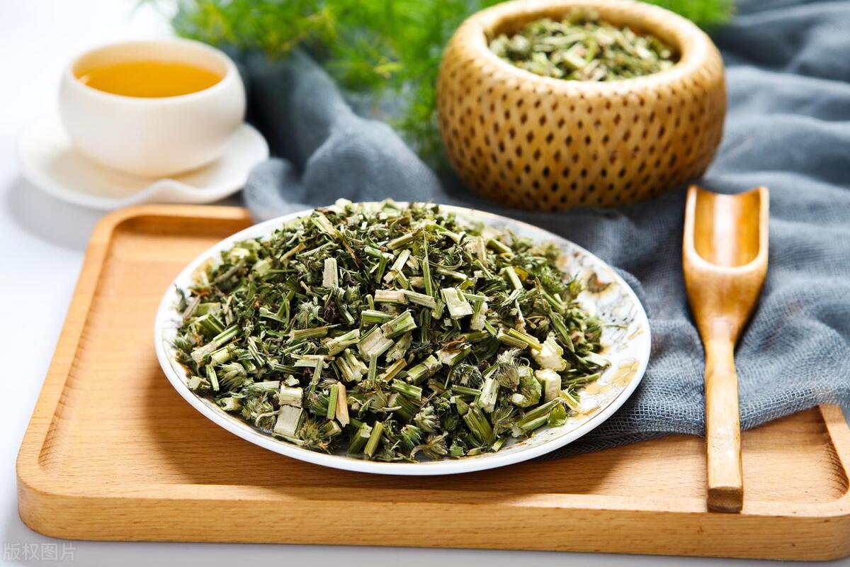 我偶然发现它，像这样长痘痘的女生要小心了