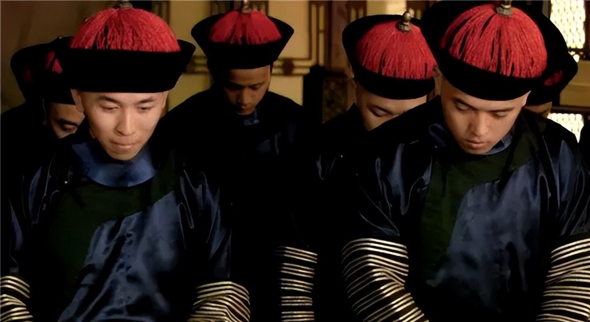 为啥太监有太监味,太监身上有臭味妃子为什么不嫌弃