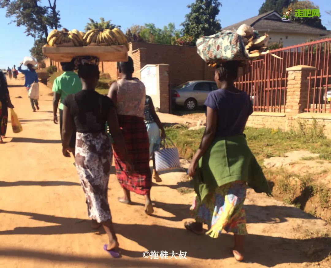 一双拖鞋走遍东南亚,一双拖鞋走世界原版