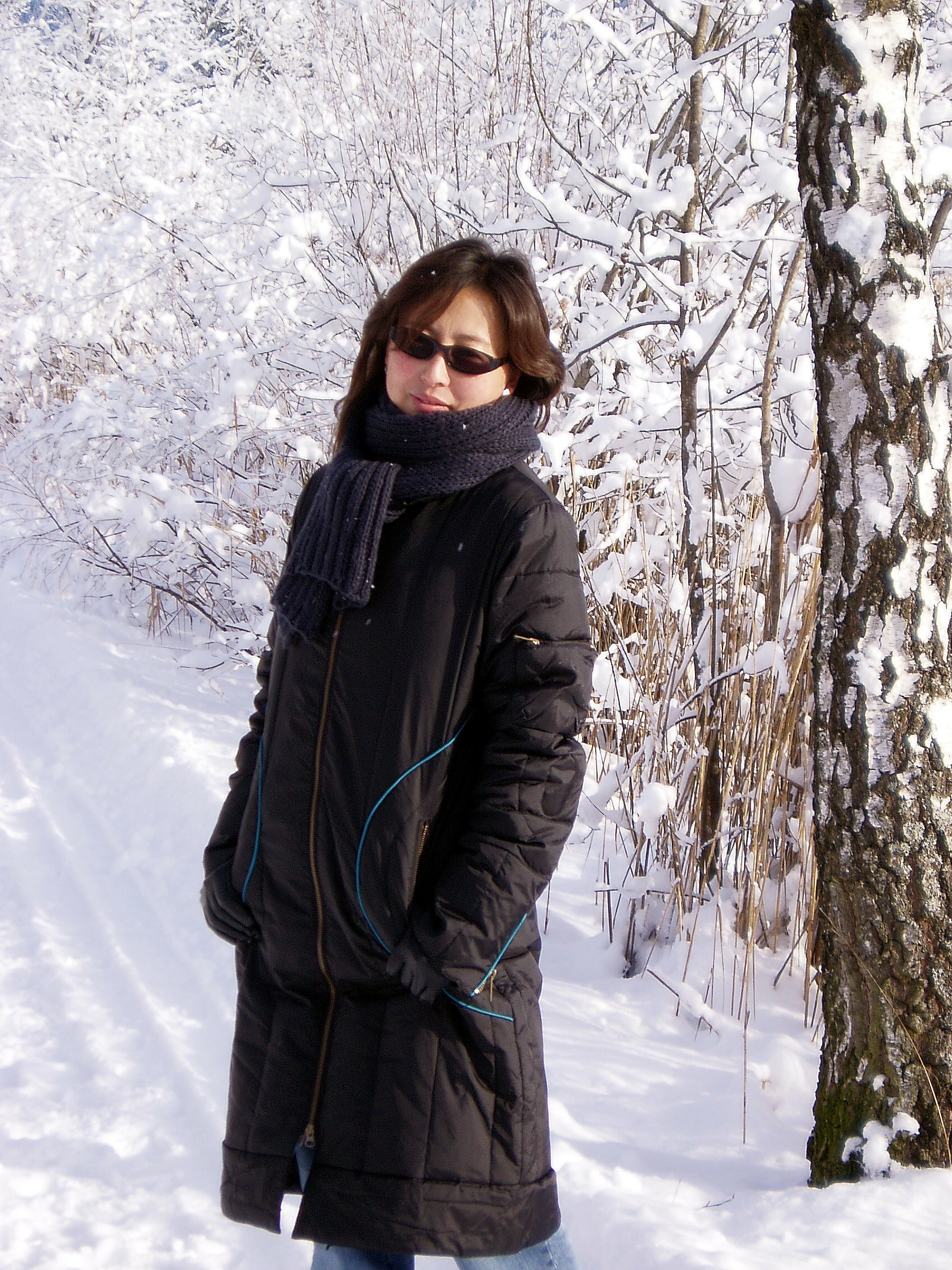 我小学一年级,才六岁,冬天在学校就会生炉子了