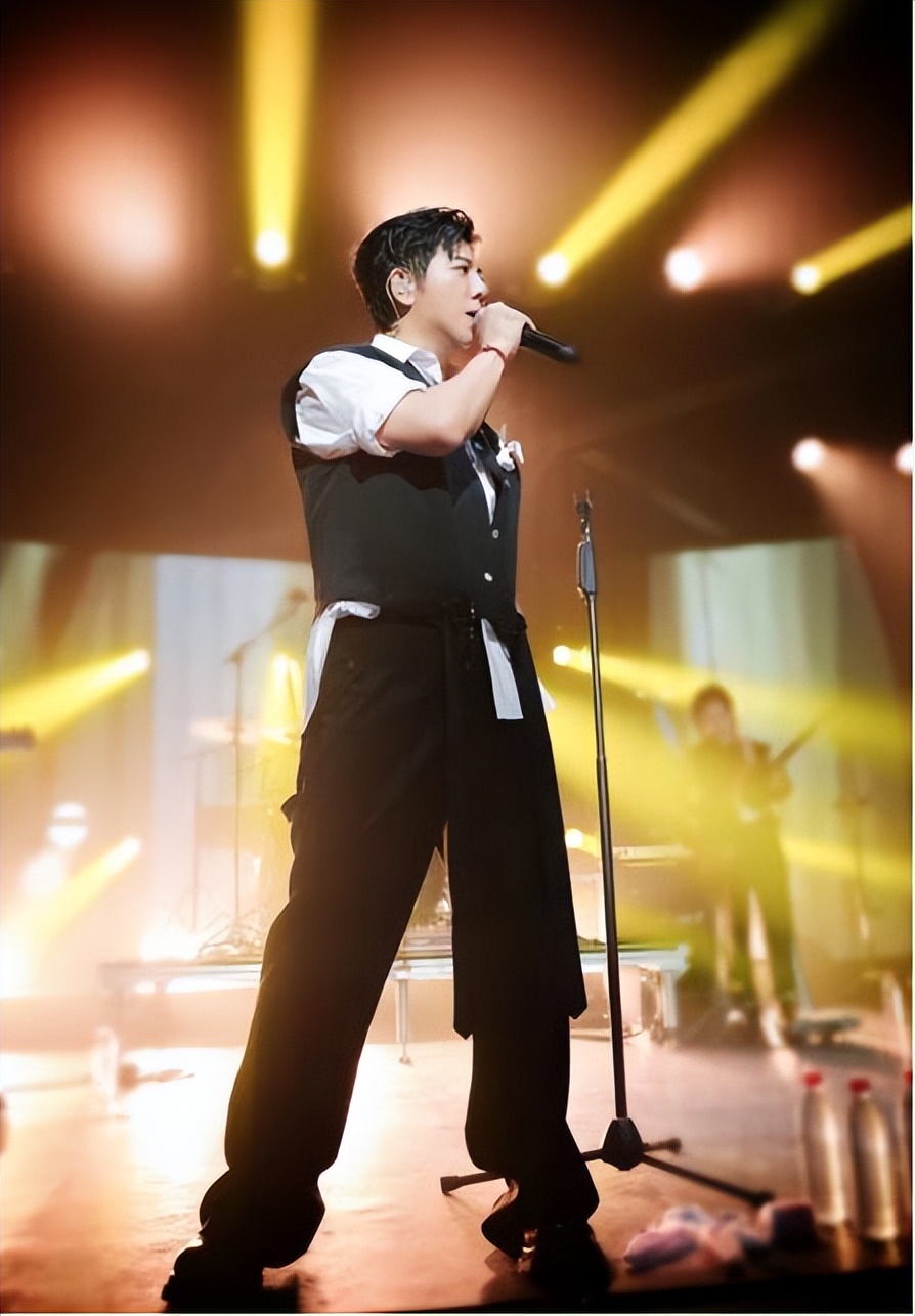 追梦人胡海泉完整视频,胡海泉新歌发布