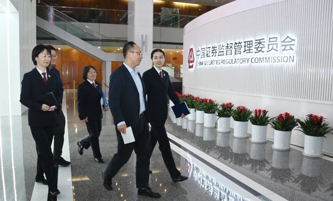 司法护航经济社会高质量发展,服务发展大局严格公正司法