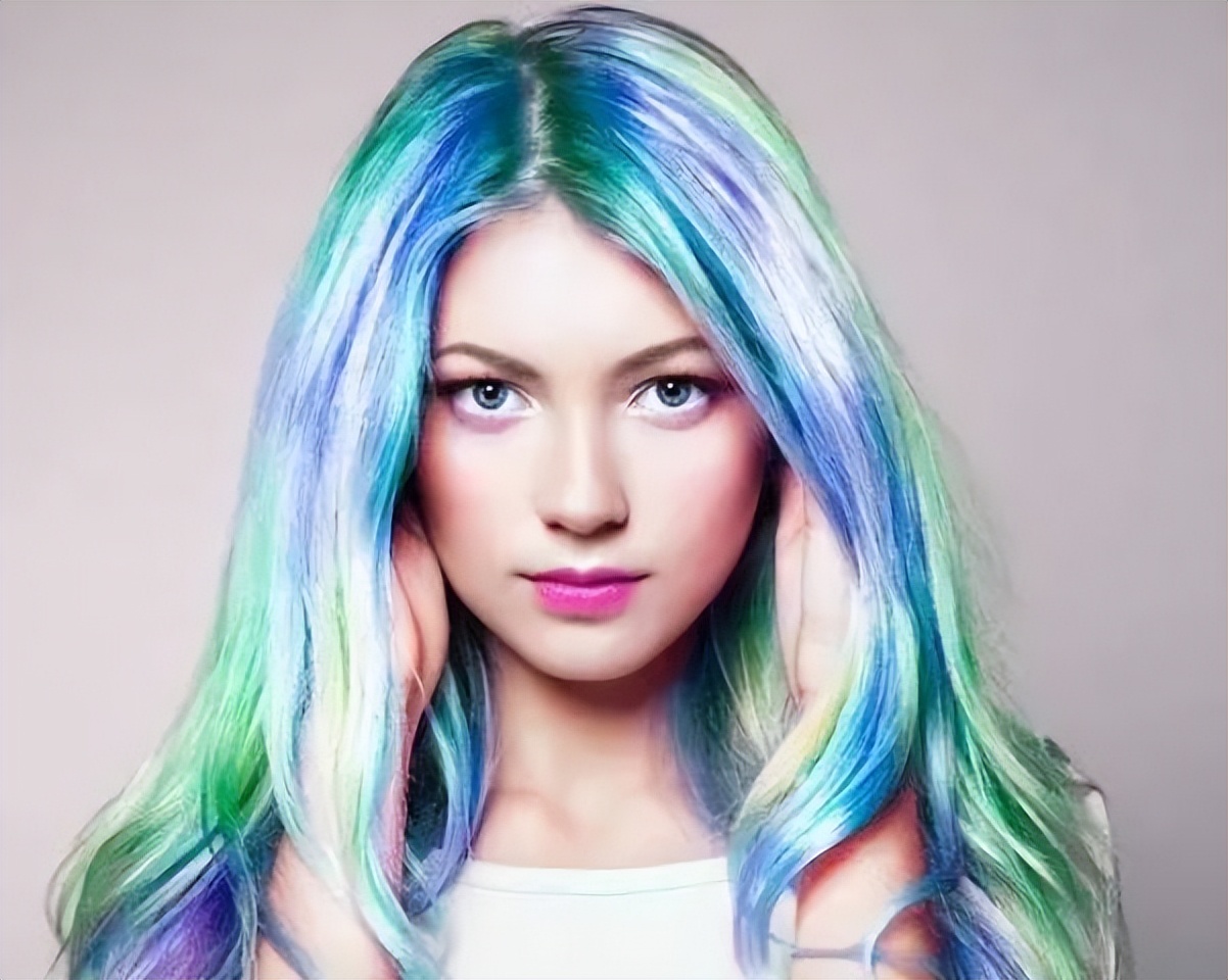 经常染发真的会得癌症吗,长期染发致癌是真的吗