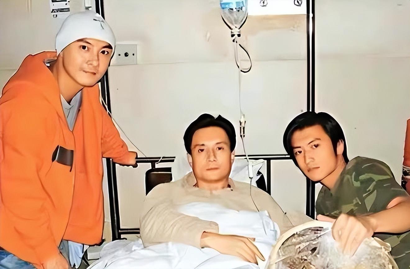 盘点女明星被揩油事件,盘点明星被揩油事件