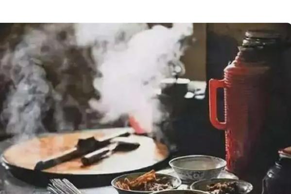 风流少妇嫌丈夫不行，公然*引勾**邻居，结果酿成*门惨灭**案