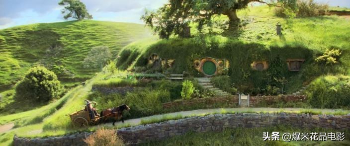 指环王电视剧和电影对比,《指环王》书籍