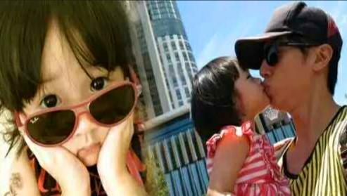 父女之间亲嘴的危害,父女亲脸拥抱违法吗