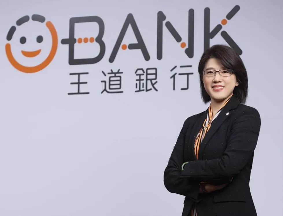 单身的王道公主骆怡君接班有成，为免父母挂心人工受孕圆了妈妈梦