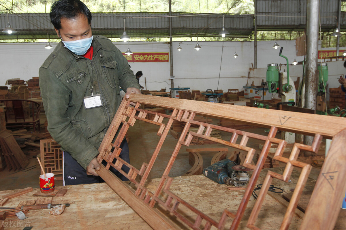 为什么越来越多家庭选择红木家具,为什么那么多人喜欢红木家具