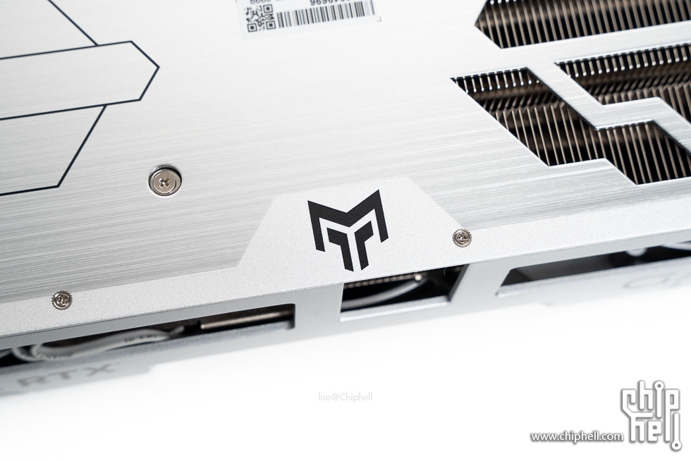 华硕tufgaminggt502弹药库白色,华硕gt502机箱黑橙搭配