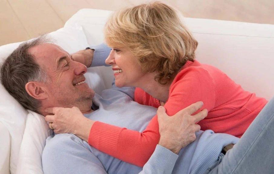 人体润滑剂，对女性伤害大还是对男性？能长期用吗？看完涨知识了