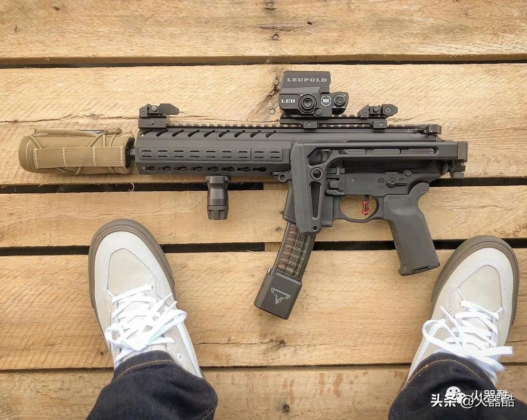 精美枪械美图,最美枪械图