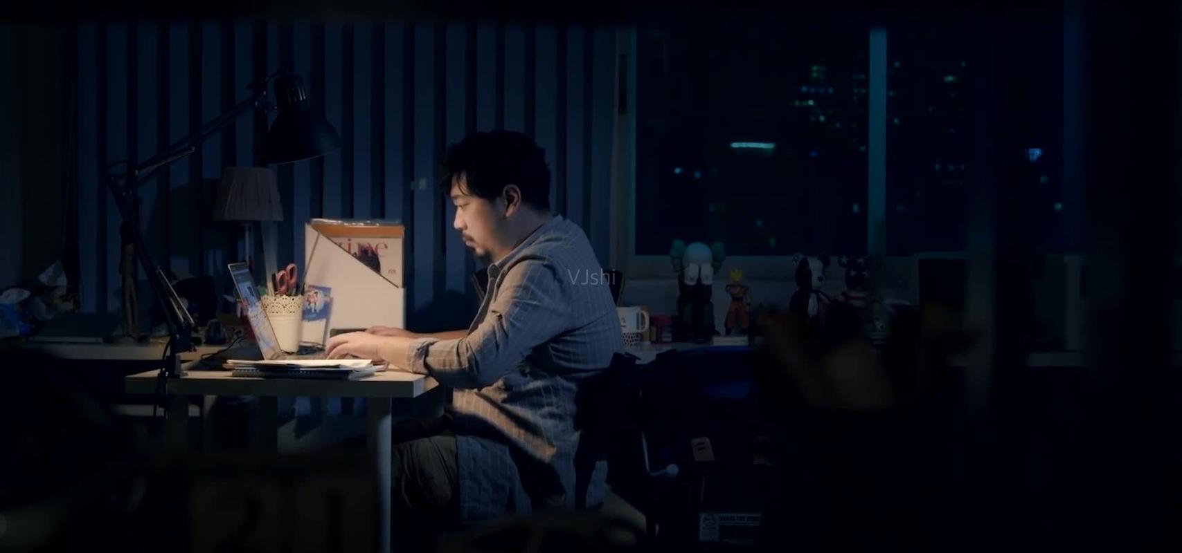 为何白头发那么多,为什么白头发越来越年轻化