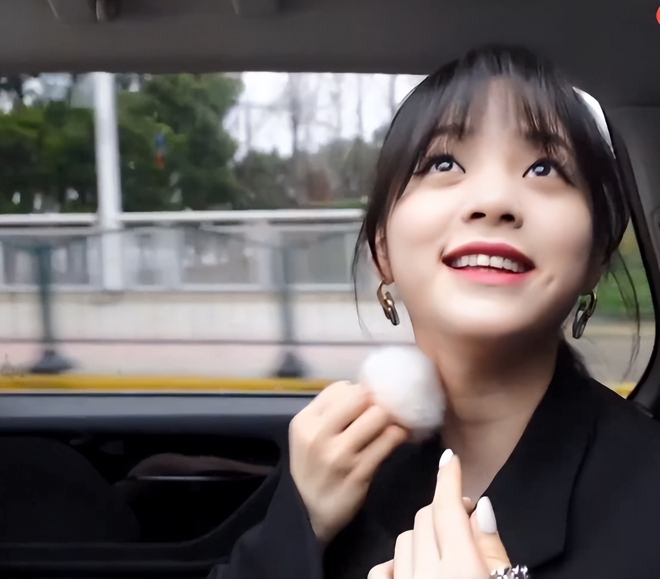 瘦到脸部凹陷到底好不好看,瘦到五官凹陷