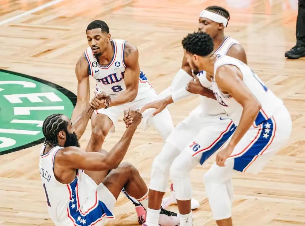 2020新赛季哈登,新赛季哈登表现