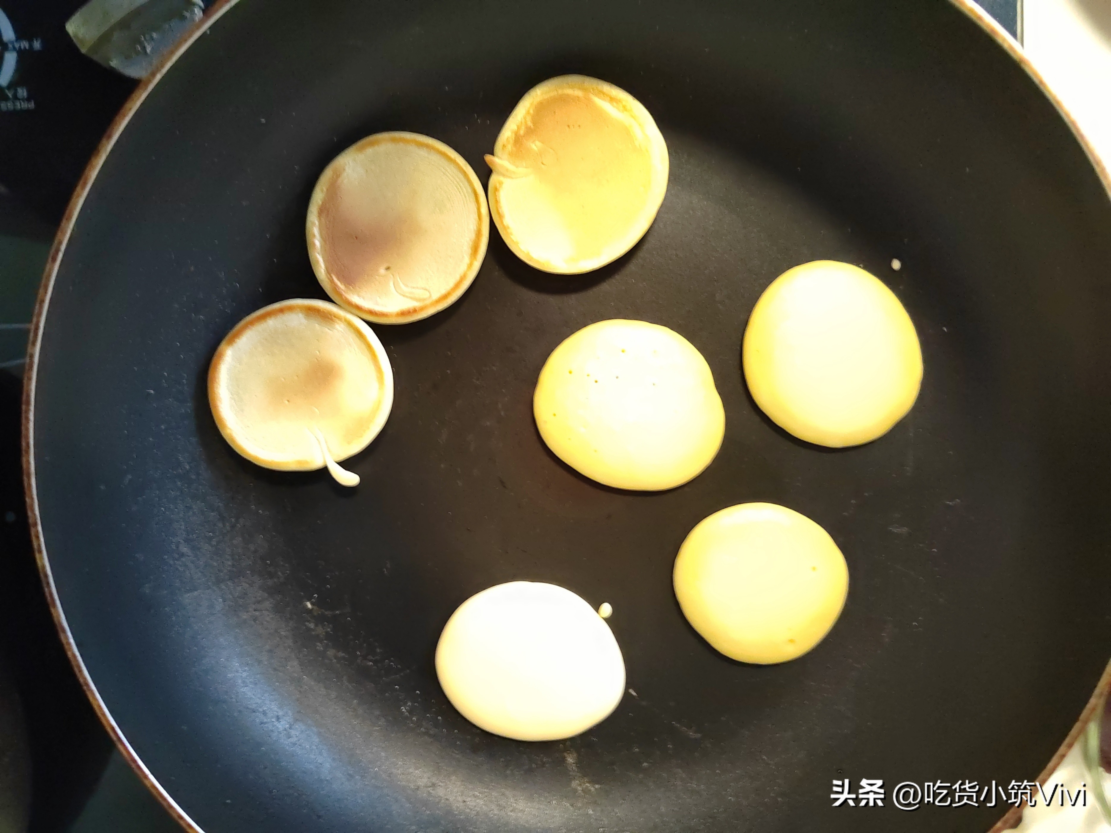 怎样做出哆啦a梦同款的铜锣烧,两种方法制作哆啦a梦记忆面包