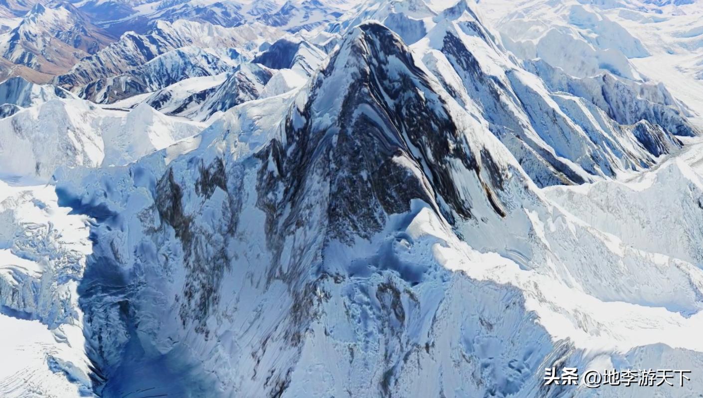 乔戈里峰和贡嘎山哪个攀登难度大,乔戈里峰攀登难度大于珠峰吗