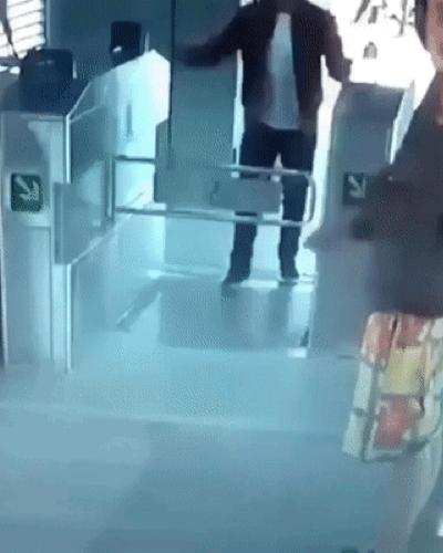 搞笑gif动图素材,搞笑gif动图哪里找素材