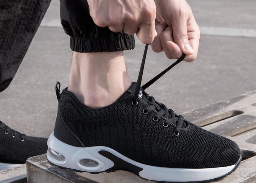 劳保鞋怎么才不臭脚,什么劳保鞋穿着最舒服不臭脚