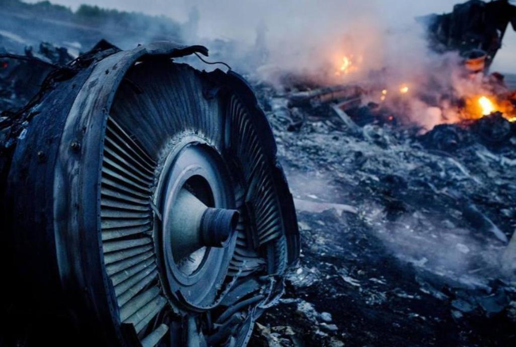 马航mh370起落架舱门残骸被找到,马航mh370坠毁和马军方的关系