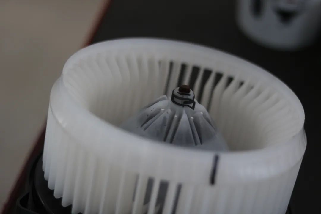 艾力绅可以象皇冠一样翻新吗,艾力绅12款整车翻新