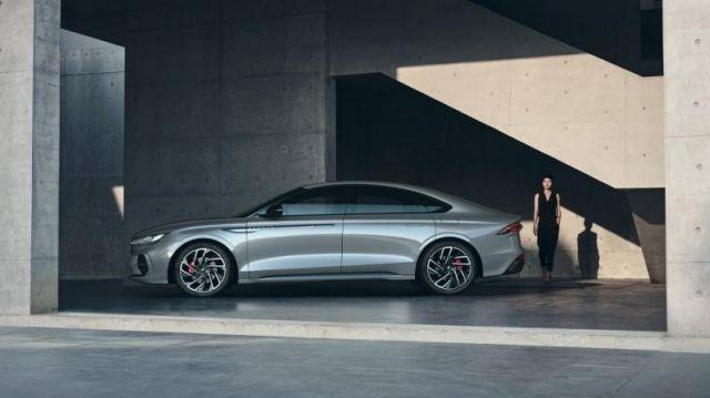 预算30万左右买豪华轿车，林肯Z值是否值得选择？