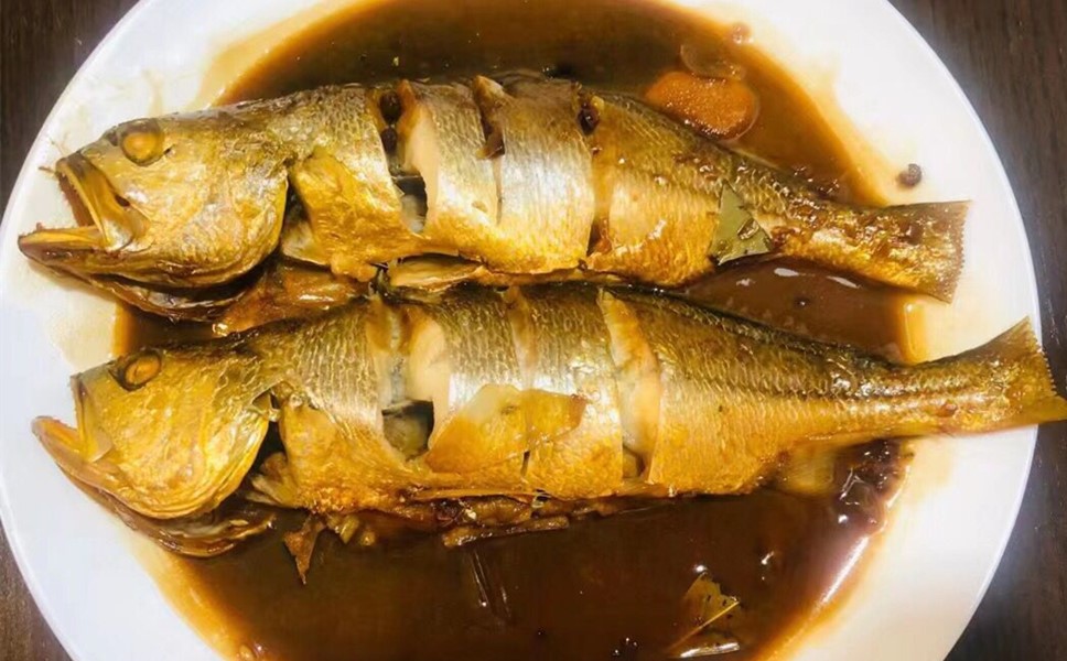 人工养殖鱼哪种鱼能放心吃,市场上的鱼哪些人工不能养殖