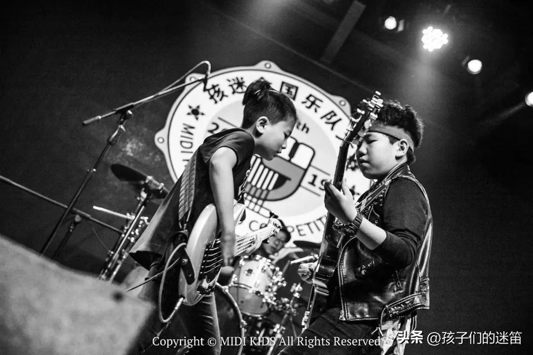 “嗨，我们是14G，来自西安的小伙计”