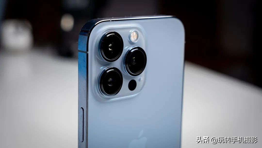 honor手机拍照怎样更清晰,什么设备可以让手机拍照更清晰