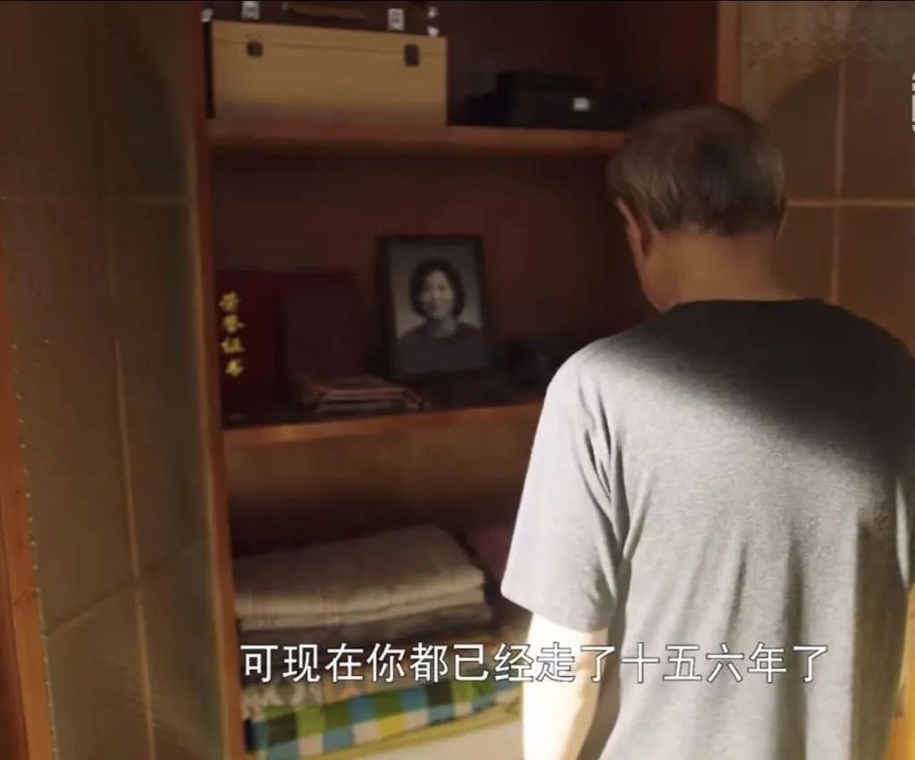 法眼看剧丨看《追爱家族》小学生卖同学“作业卡”赚钱如何认定？