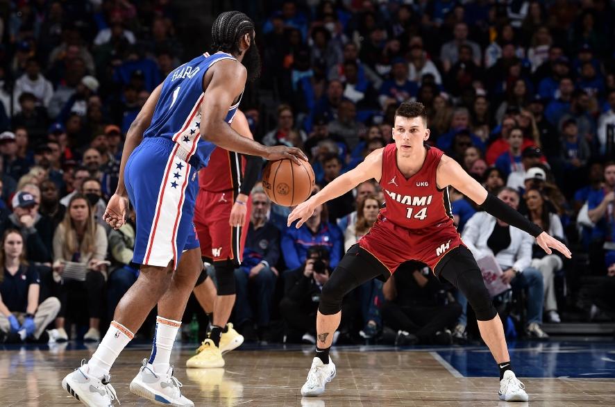 逗妹吐槽:切尔西被伯恩利买了?看错了…是美国的波利财团