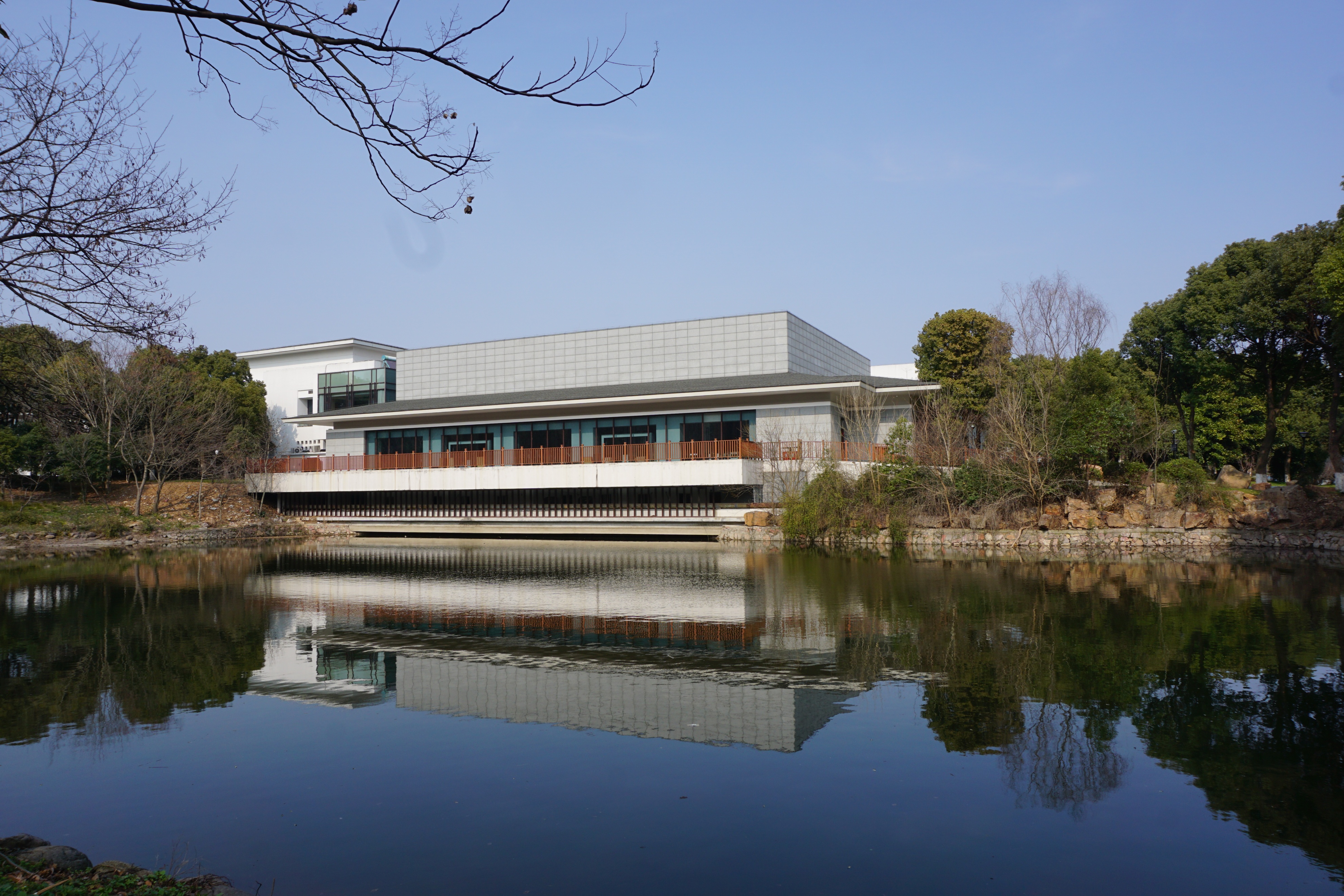 南京人看杭州,南京紫金山庄在哪里