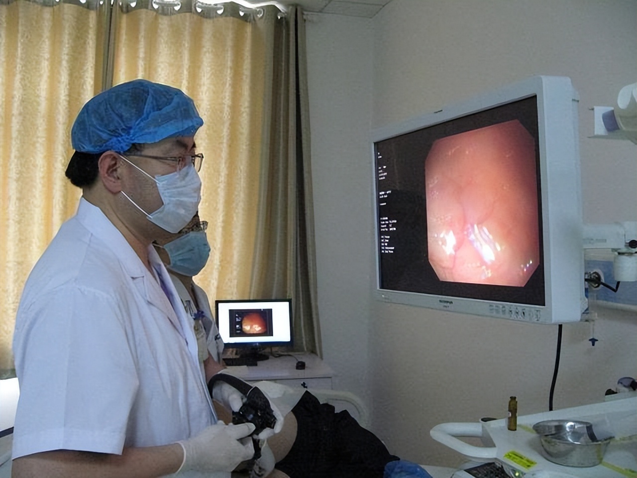 做肠镜是一直疼还是隔多久再做,做一次肠镜有效期可持续多久