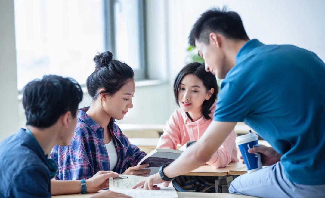 大学专业浩如烟海该如何选择,家长关于选大学专业的忠告