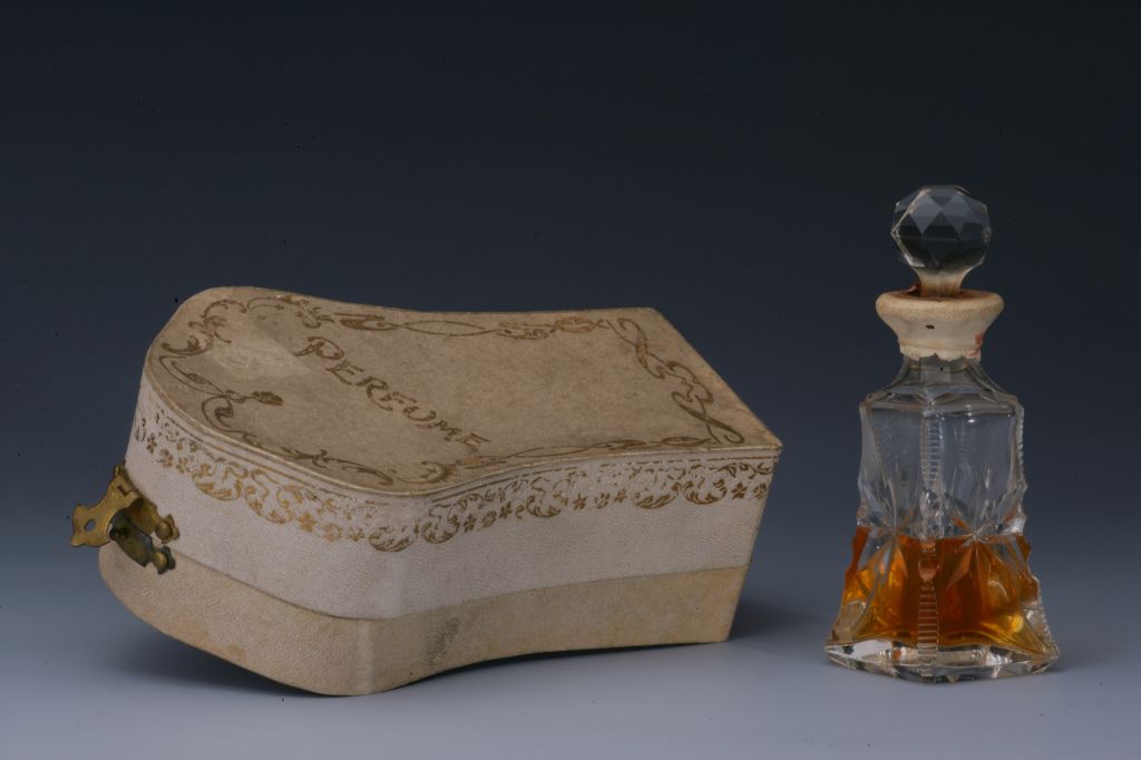 18世纪英国女性的服饰,18世纪末19世纪初英国女性的装扮