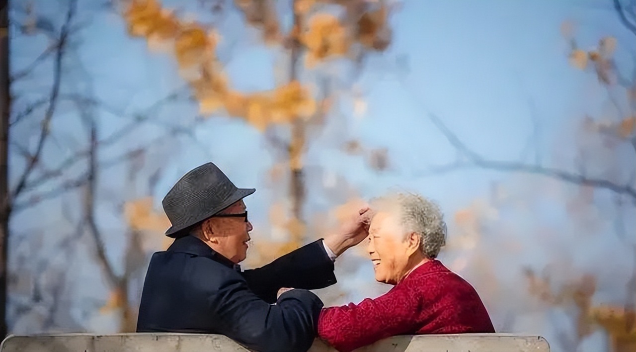 60岁老人生意失败离家24年,60岁以上老人生意失败怎么办