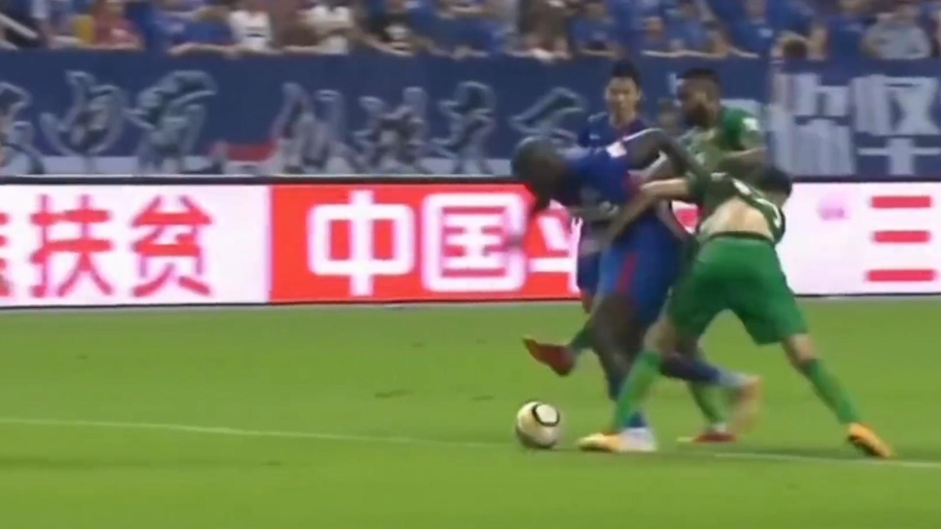 盘点国足十大名场面,盘点国足10大失误搞笑名场面