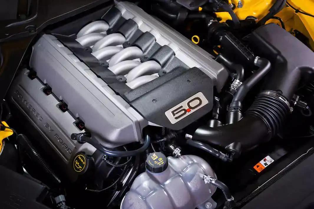 2018款1.5t低功率雅阁测评,本田雅阁旗舰版对比帕萨特顶配