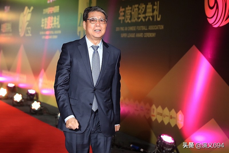 谢晖压着打图片,谢晖申花时期