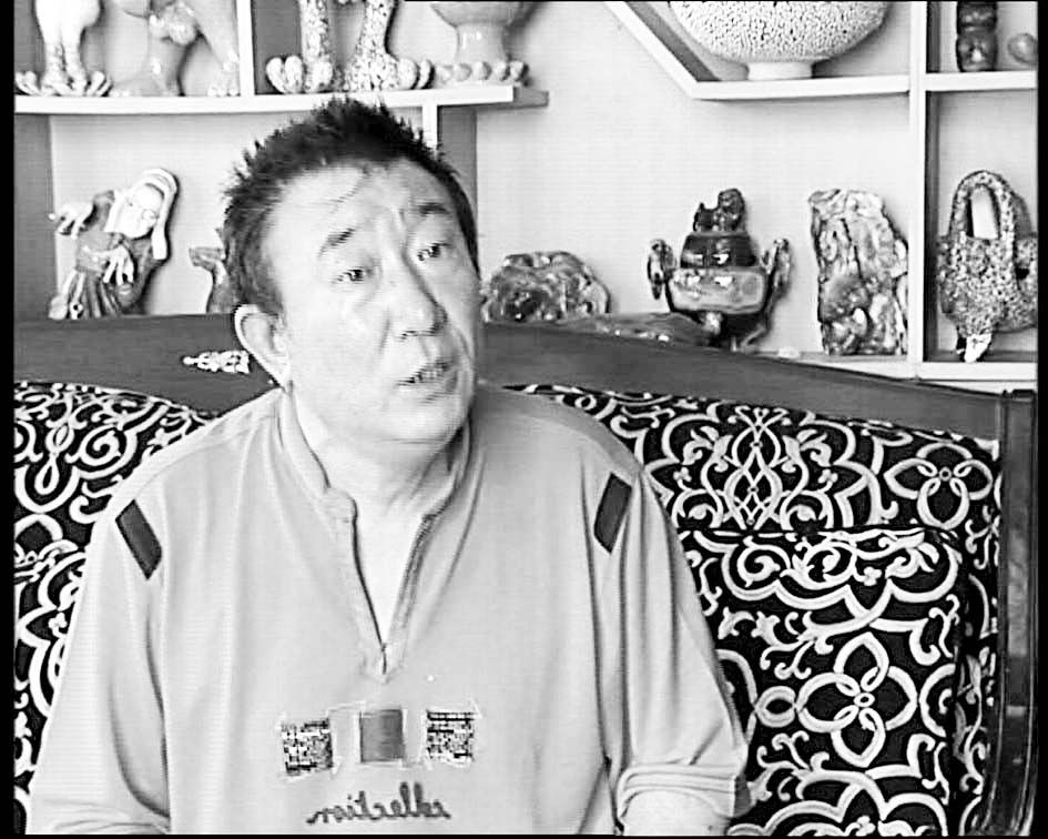 06年一专家出难题，以亿万家产作赌，却被普通电工破解，结局如何