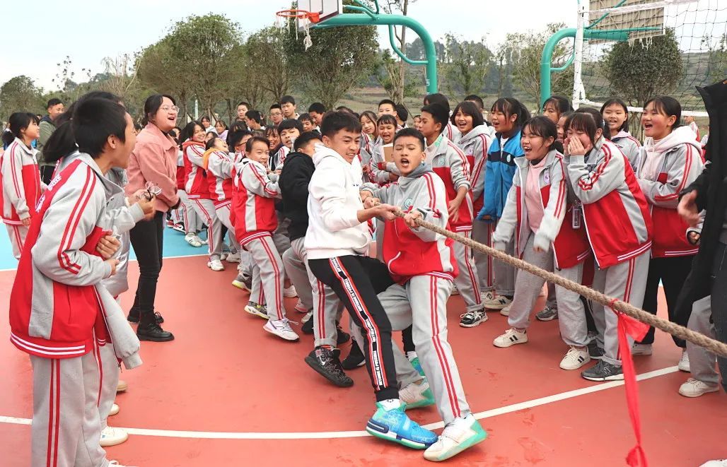 喜迎二十大|用运动谱写青春之歌